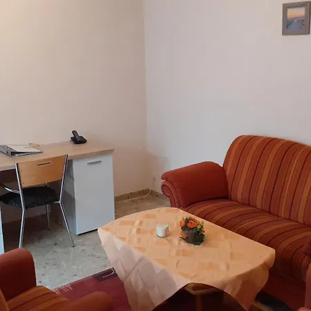 Guenstige In Ostfriesland Auch Fuer Kleine Familie Utarp