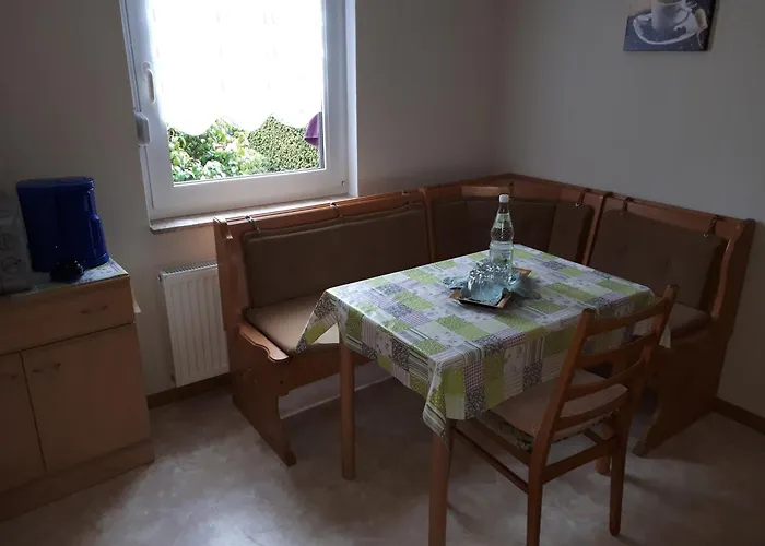 Guenstige In Ostfriesland Auch Fuer Kleine Familie Daire *